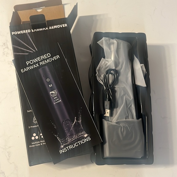 Powered Earwax Remover - Picture 2 of 6